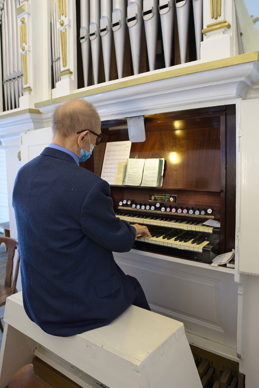 230 PAMIĄTKA POŚWIĘCENIA KOŚCIOŁA