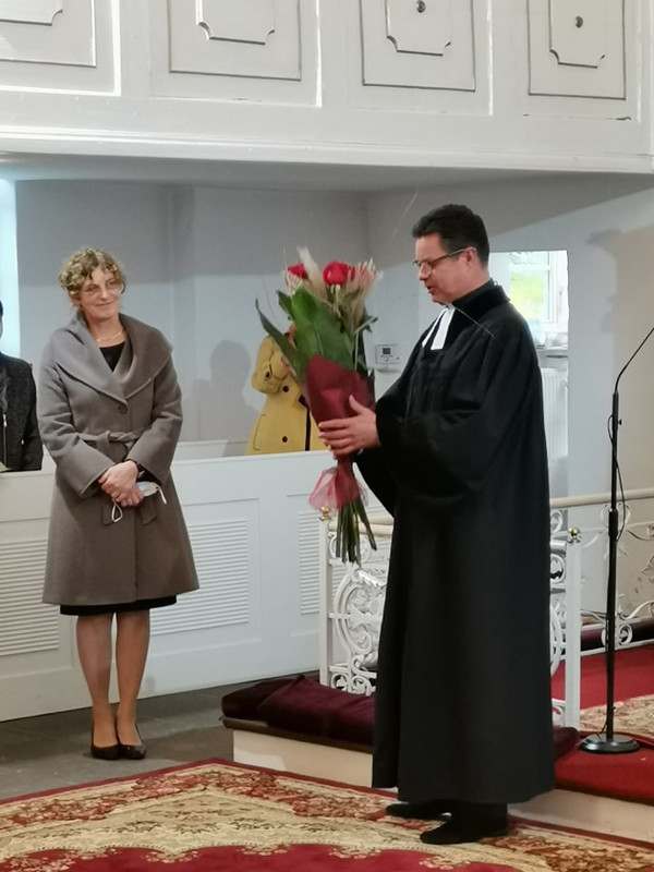 PREZENT POD CHOINKĘ