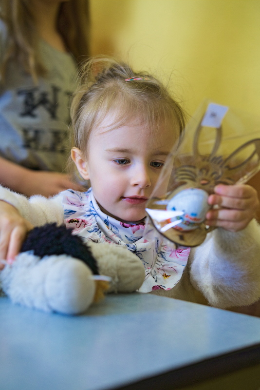 ZDJĘCIA Z "SZUKANIA WIELKANOCNEGO JAJKA"