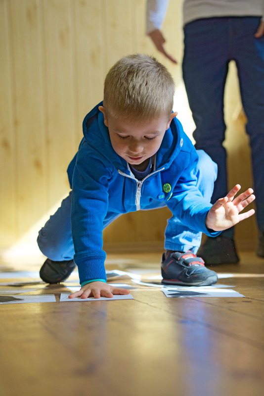 ZDJĘCIA Z "SZUKANIA WIELKANOCNEGO JAJKA"