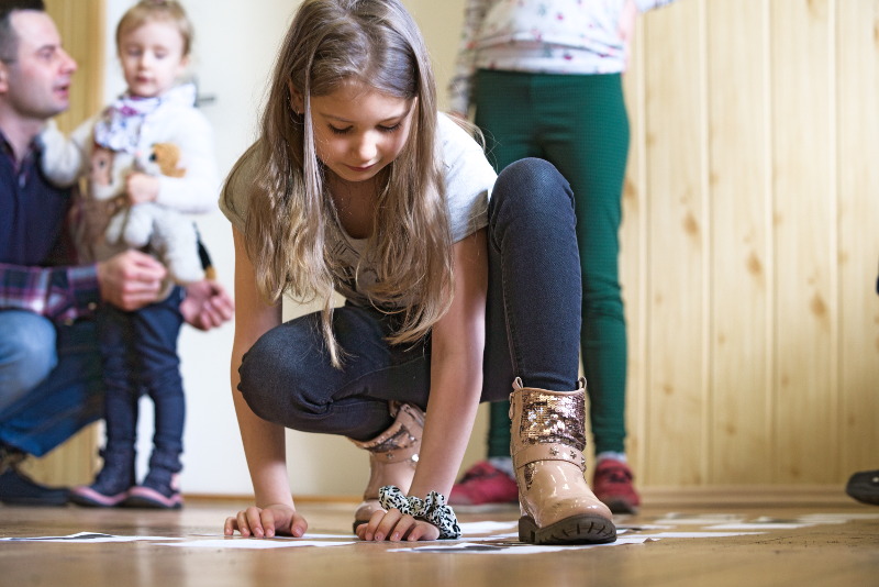 ZDJĘCIA Z "SZUKANIA WIELKANOCNEGO JAJKA"