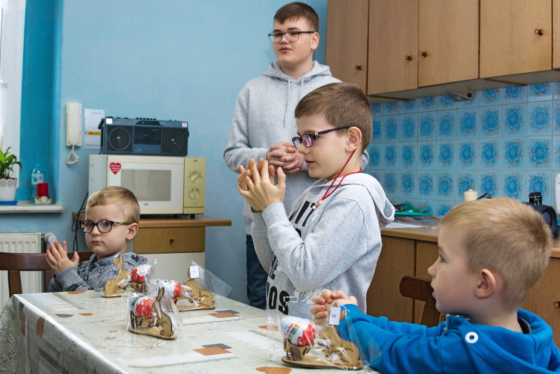 ZDJĘCIA Z "SZUKANIA WIELKANOCNEGO JAJKA"