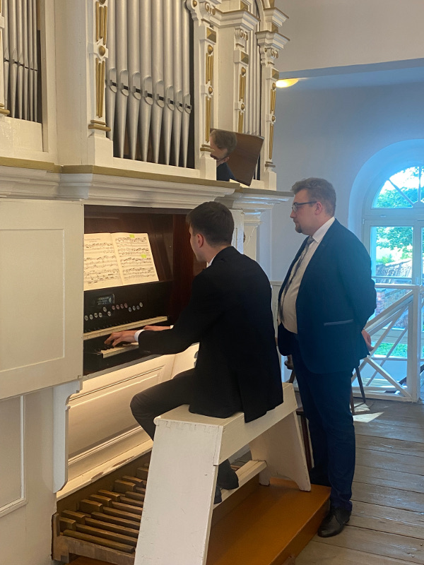 RELACJA Z KONCERTU ORGANOWEGO