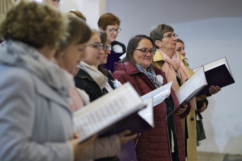 FOTORELACJA z 15-lecia CHÓRU CANTO DEO i 50-lecia PRACY DYRYGENCKIEJ P. ADELAJDY ROMAŃSKIEJ
