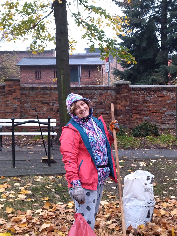 PODZIĘKOWANIE ZA UPRZĄTNIĘCIE LIŚCI