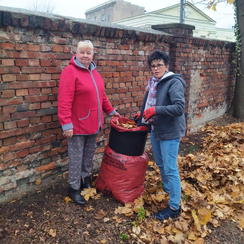 PODZIĘKOWANIE ZA UPRZĄTNIĘCIE LIŚCI